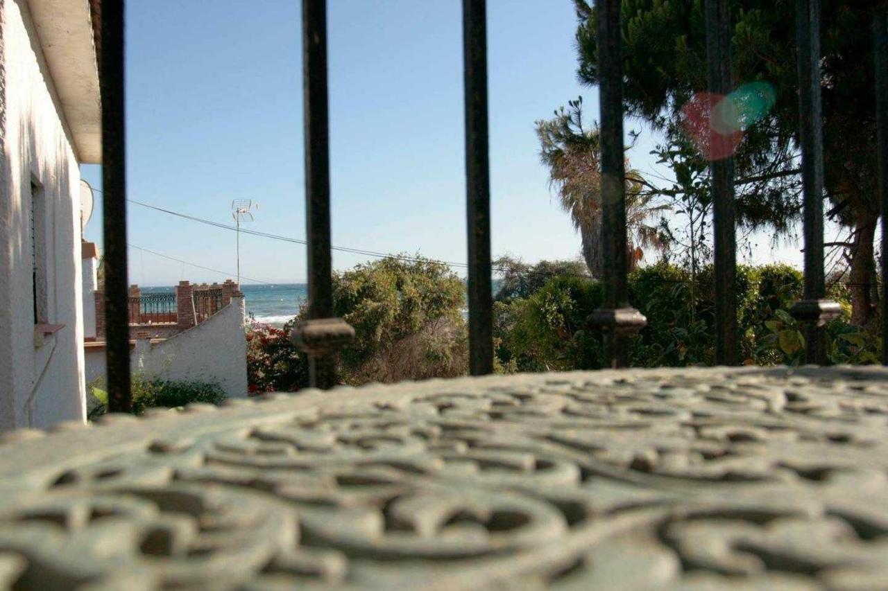 Апартаменты Vistas Al Mar En La Playa Ринкон-де-ла-Викториа Экстерьер фото